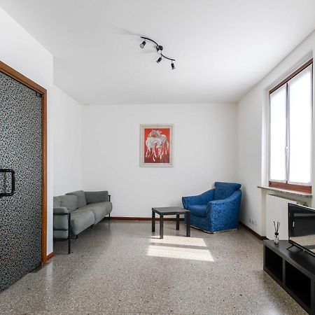Sole Apartment Albano Sant'alessandro Екстериор снимка