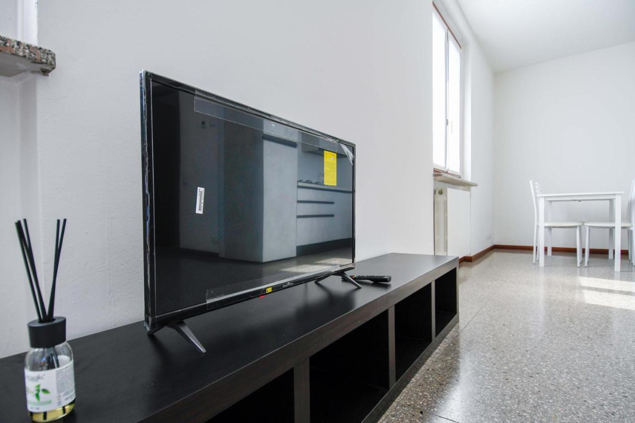 Sole Apartment Albano Sant'alessandro Екстериор снимка